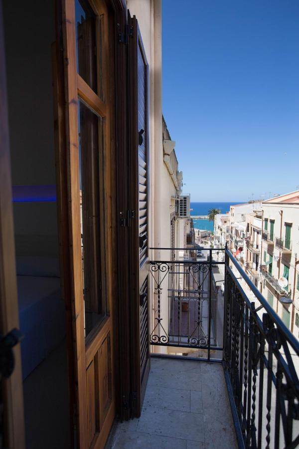 Casa In Centro Apartment กัสเตลลัมมาเร เดล โกลโฟ ภายนอก รูปภาพ
